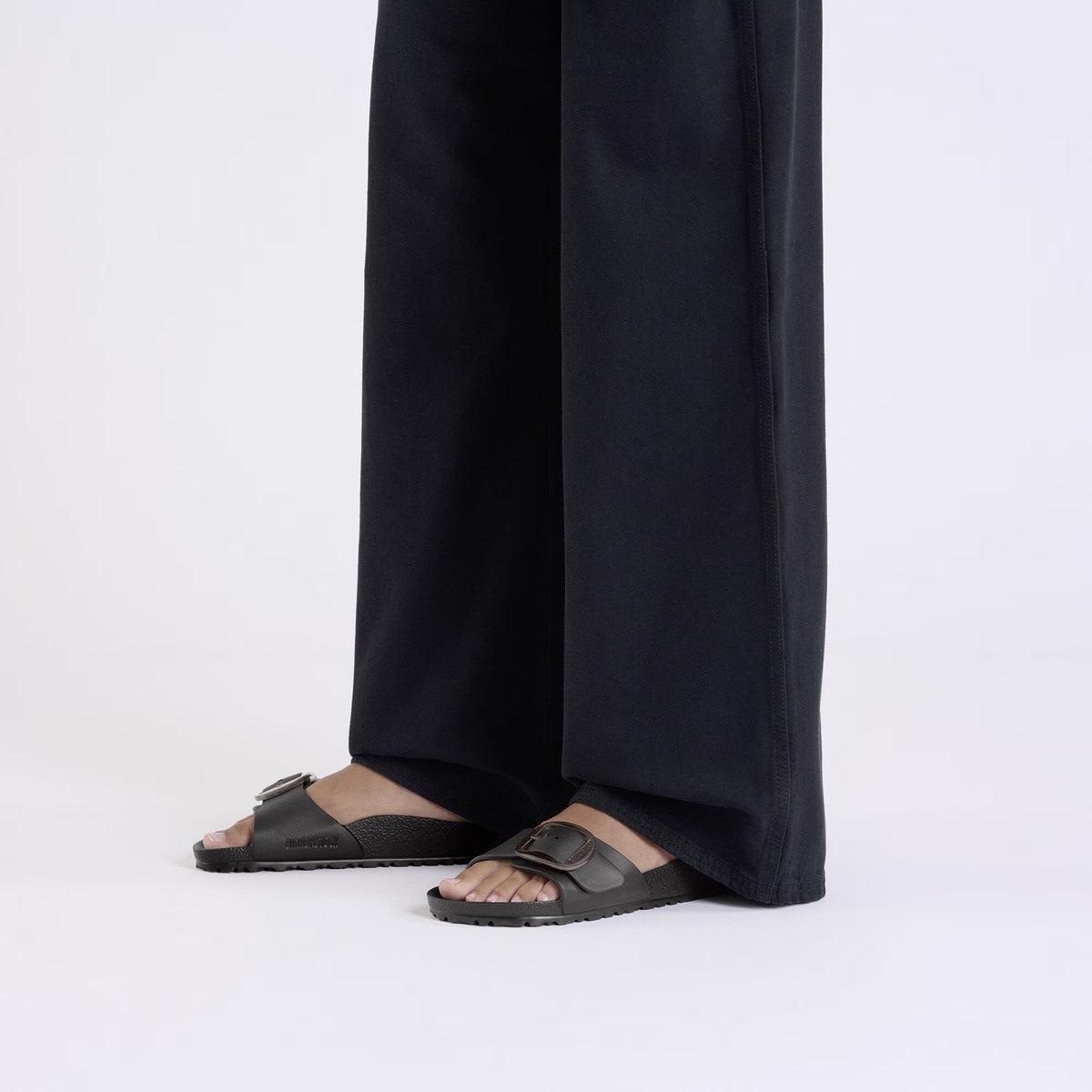 Madrid Big Buckle EVA (Black) when worn (2)