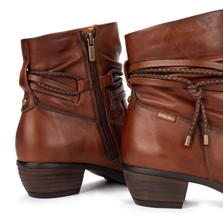 Women's Utiel W7P-8500 (Cuero) detail