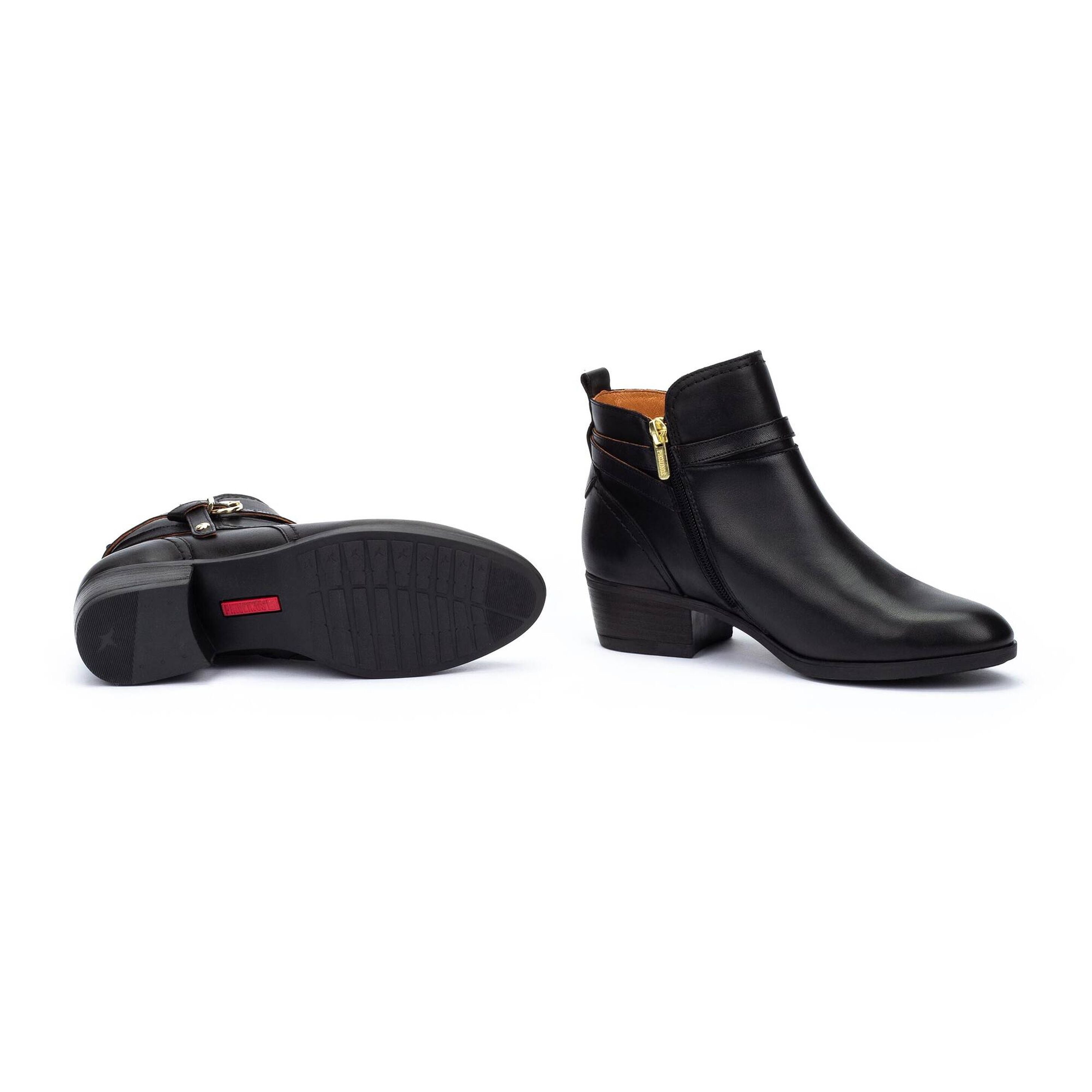 Daroca (Black) sole