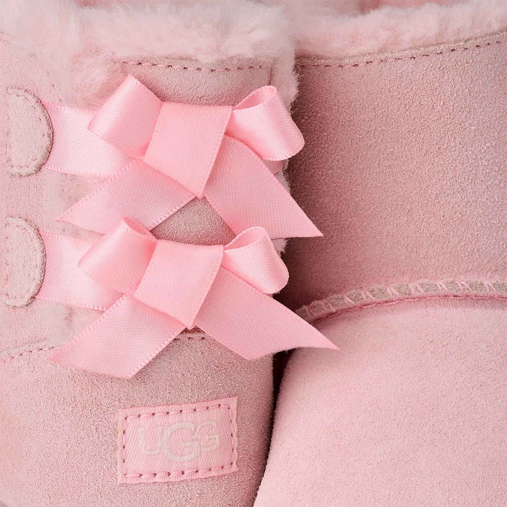 Baby Bailey Bow (Ribbon Candy) detail