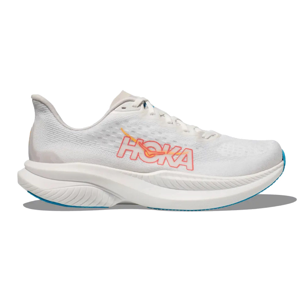 Hoka Lightweight crosstrainer with super critical foam midsole