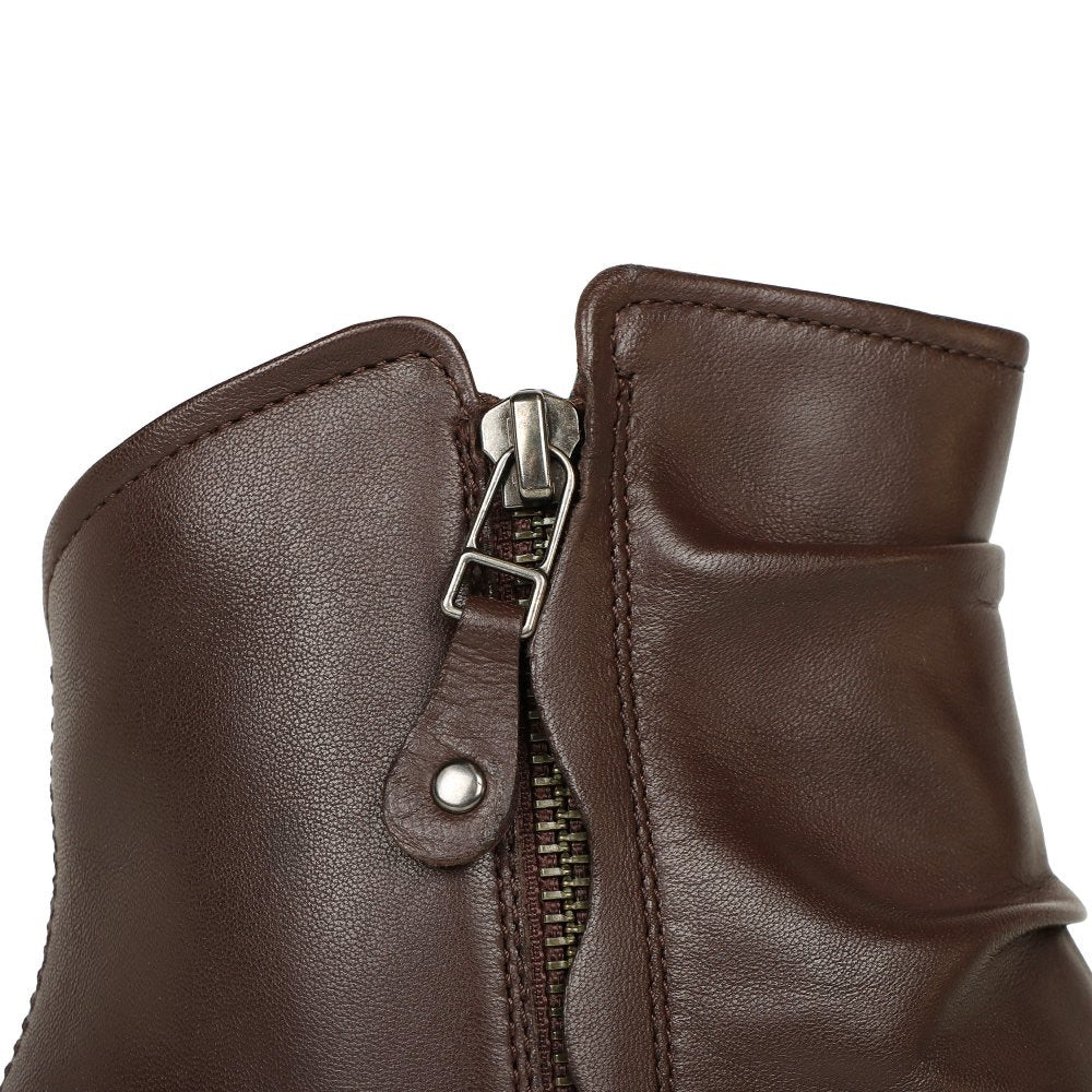 Naly 24 (Moro) detail