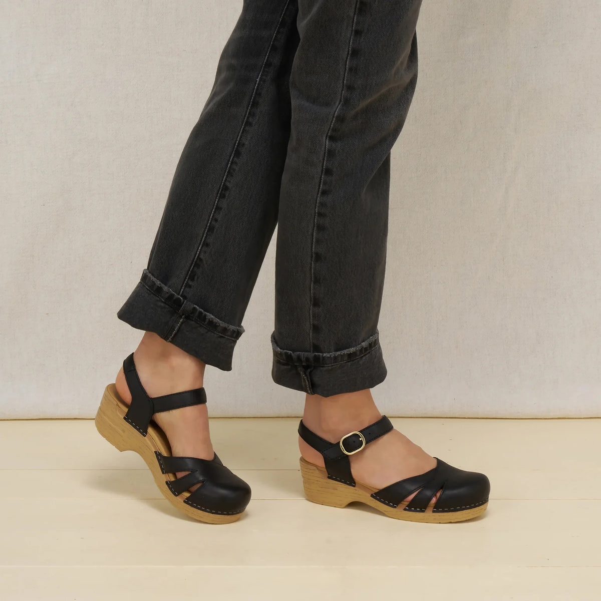 Margreta (Black) when worn