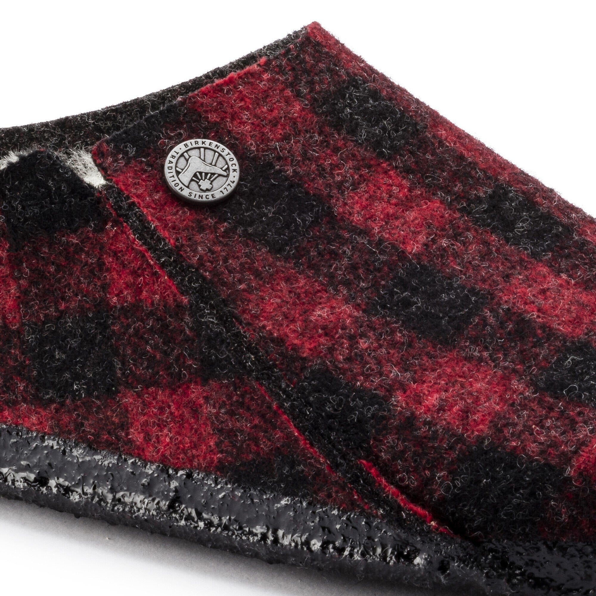Zermatt (Plaid Red) detail