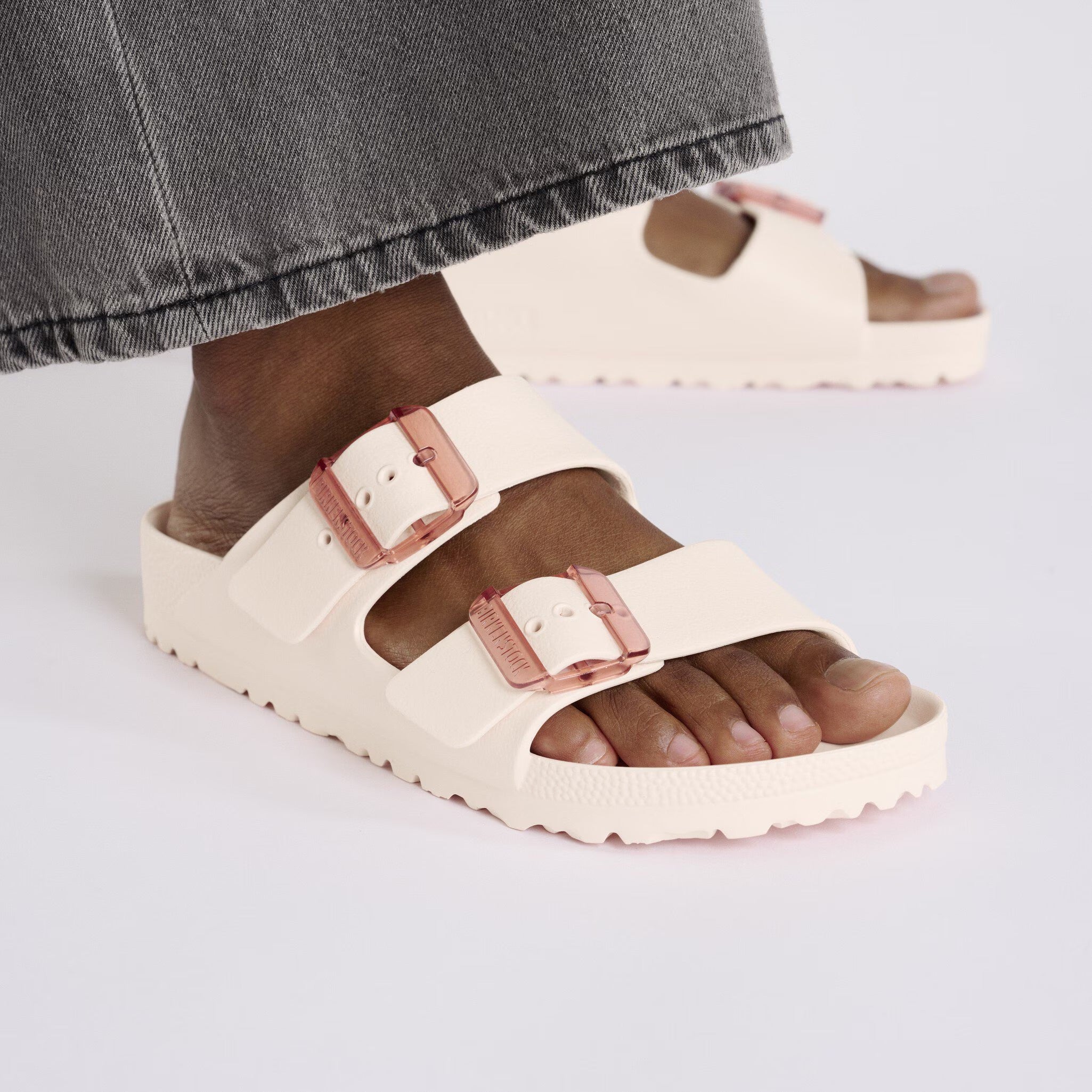 Arizona EVA Stealth (Light Rose) when worn