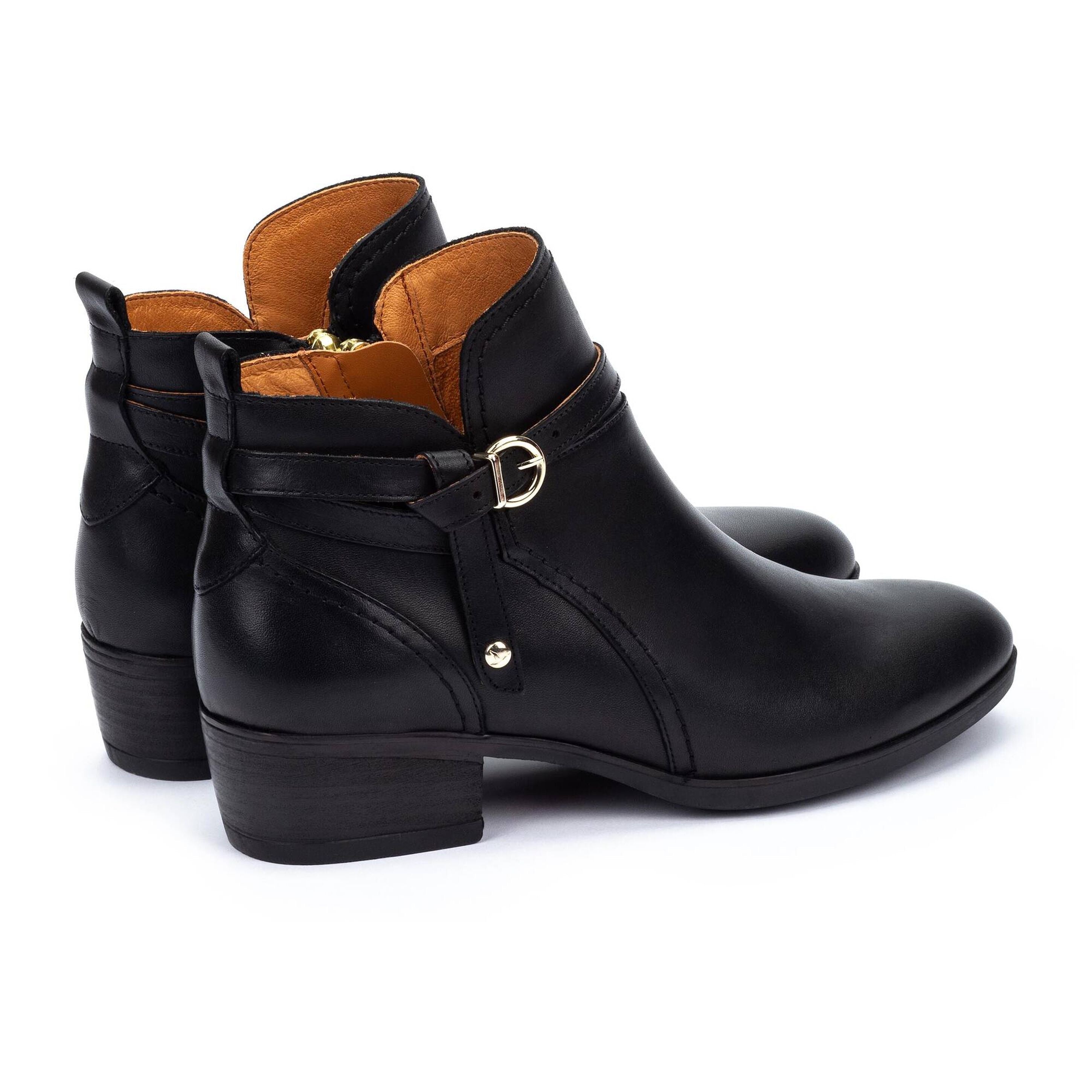 Daroca (Black) back