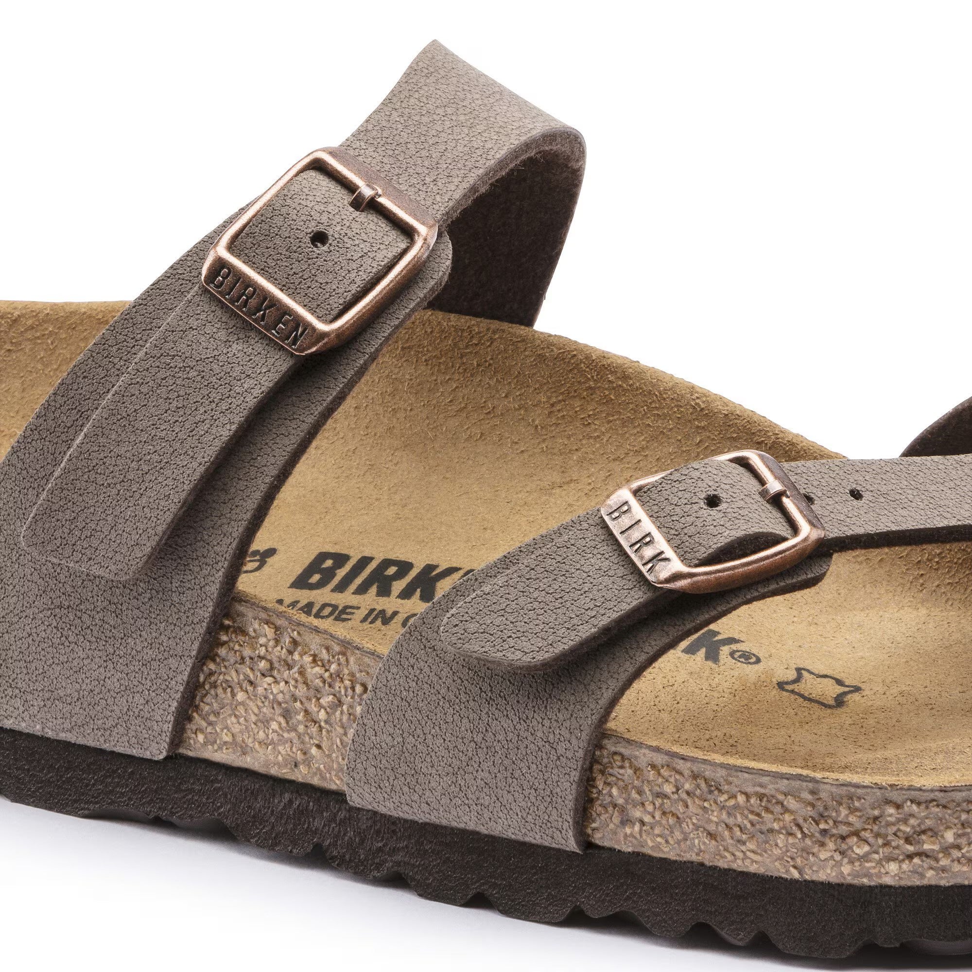Mayari Birkibuc (Mocha) detail