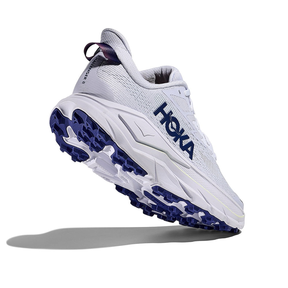 Women's Challenger 8 (Amobient Blue/Blueberry) slant