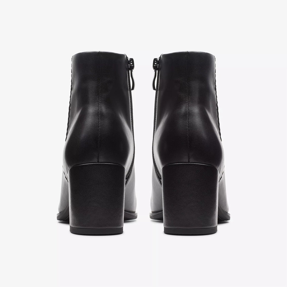 Clarks Freva55 Zip (Black Leather) – Hansen's