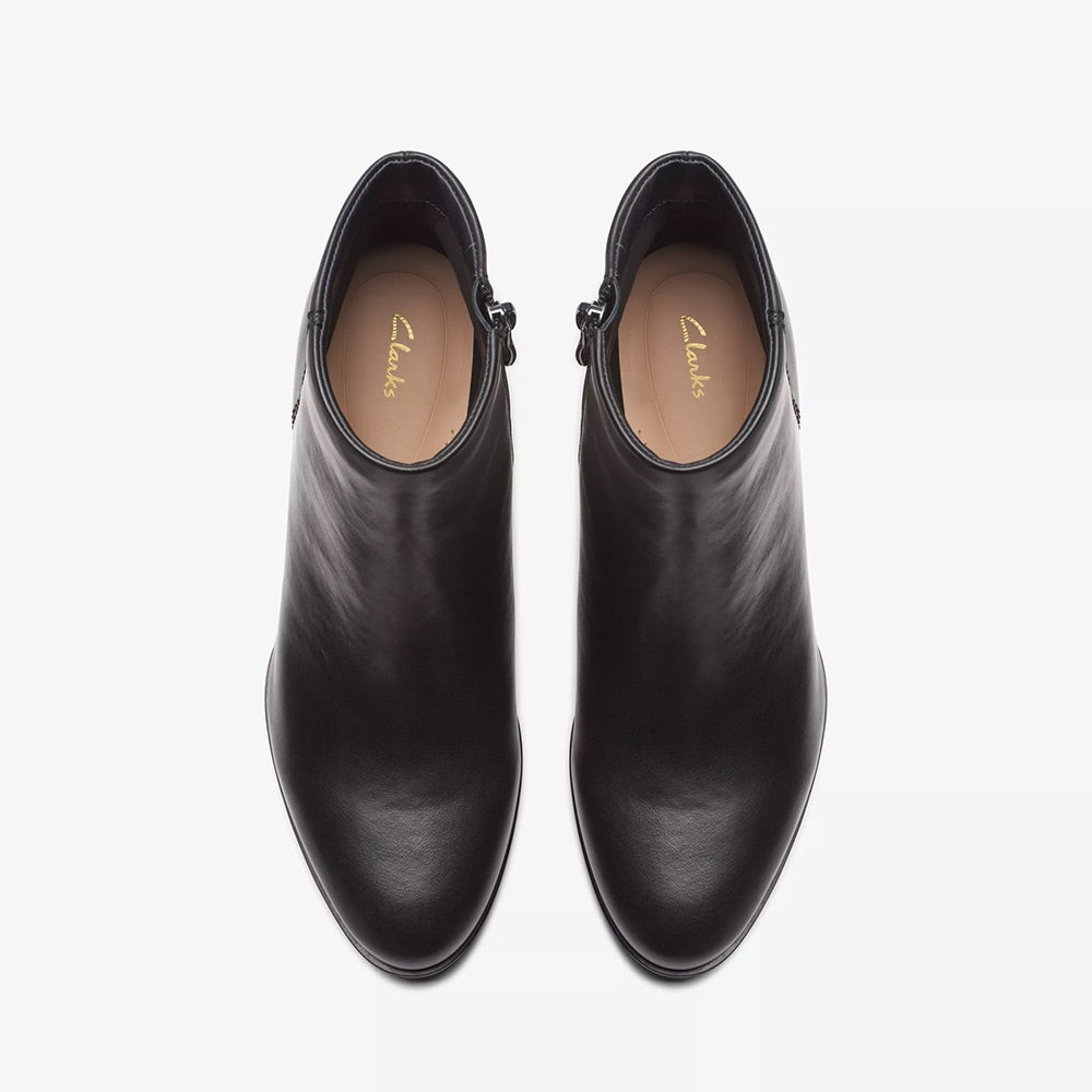 Clarks Freva55 Zip (Black Leather) – Hansen's