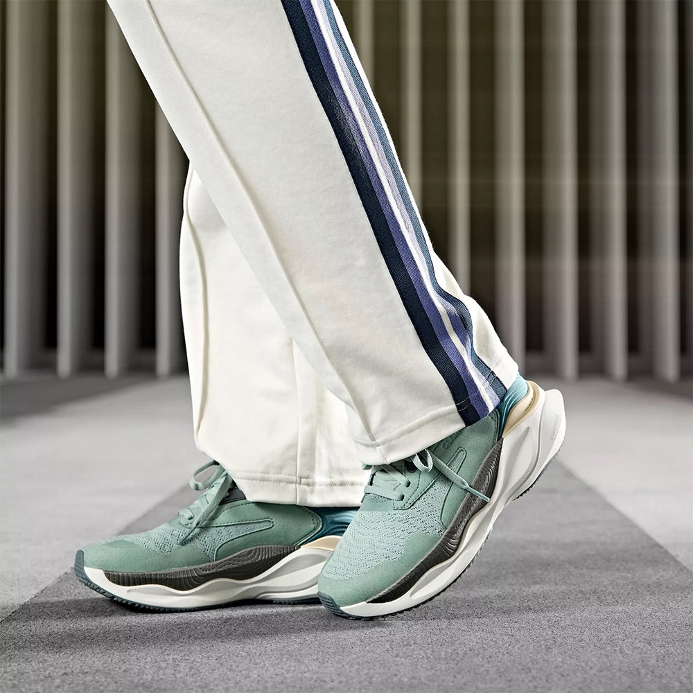 Clarks Pace (Aqua Combi) when worn