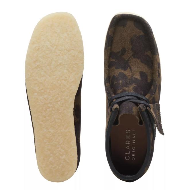 Clarks Women's Wallabee Boot (Black/Khali Floral) – Hansen's Clarks Women's Wallabee Boot (Black/Khali Floral) – Hansen's