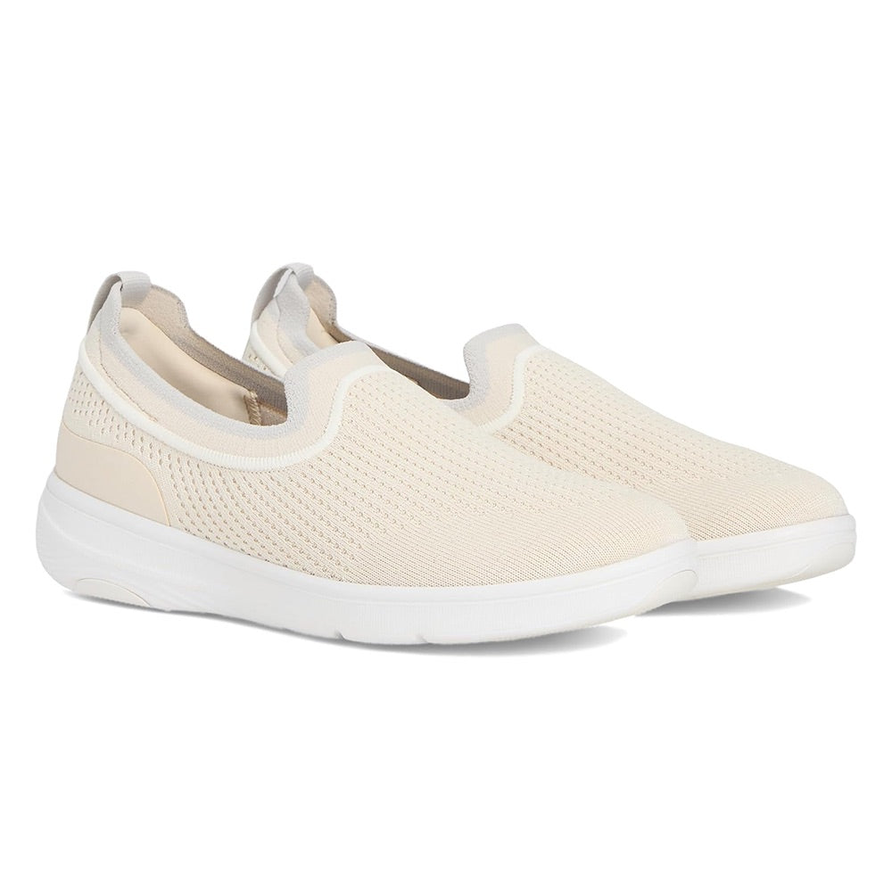 Super-Q Knit Slip On (Paris Beige) pair