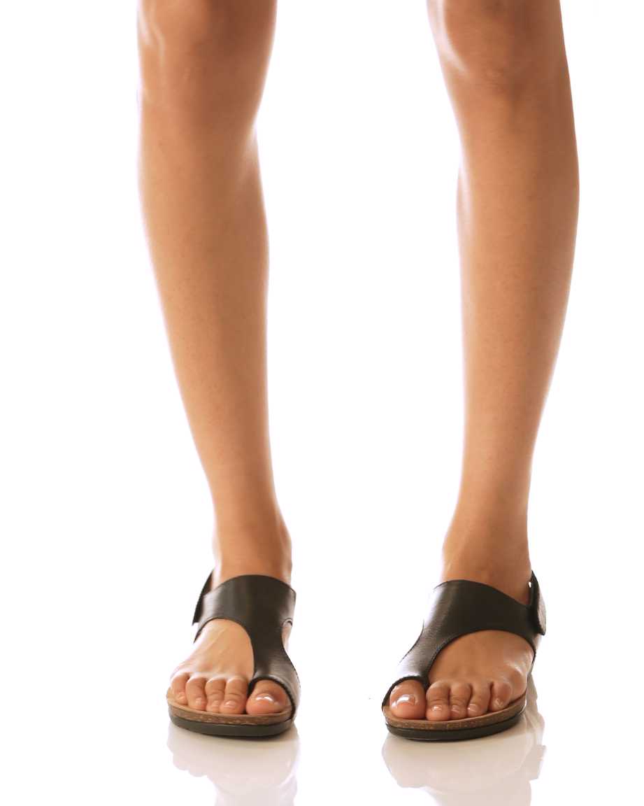 Dansko flip best sale flops sale