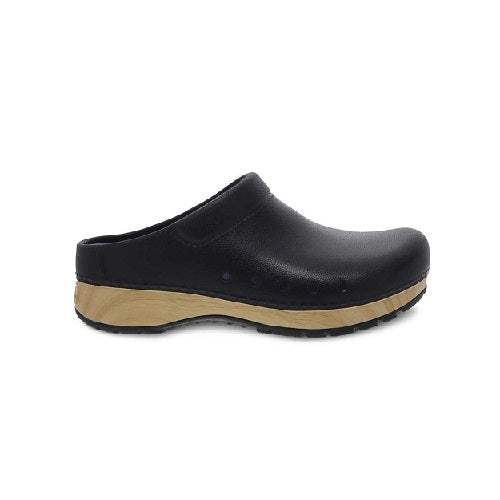 Lightweight EVA clog in black with wood printed sole.